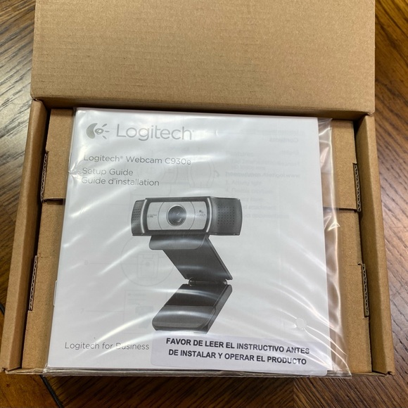 Logitech C930e 1080P HD Video Webcam - 90-Degree Extended View - Picture 4 of 14